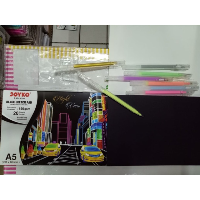 

buku sketch hitam
