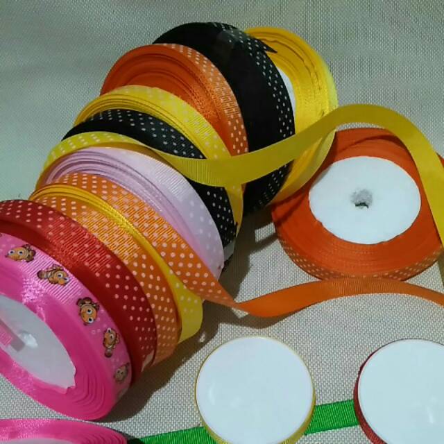 

Tambahan pita untuk toples D 6,5cm