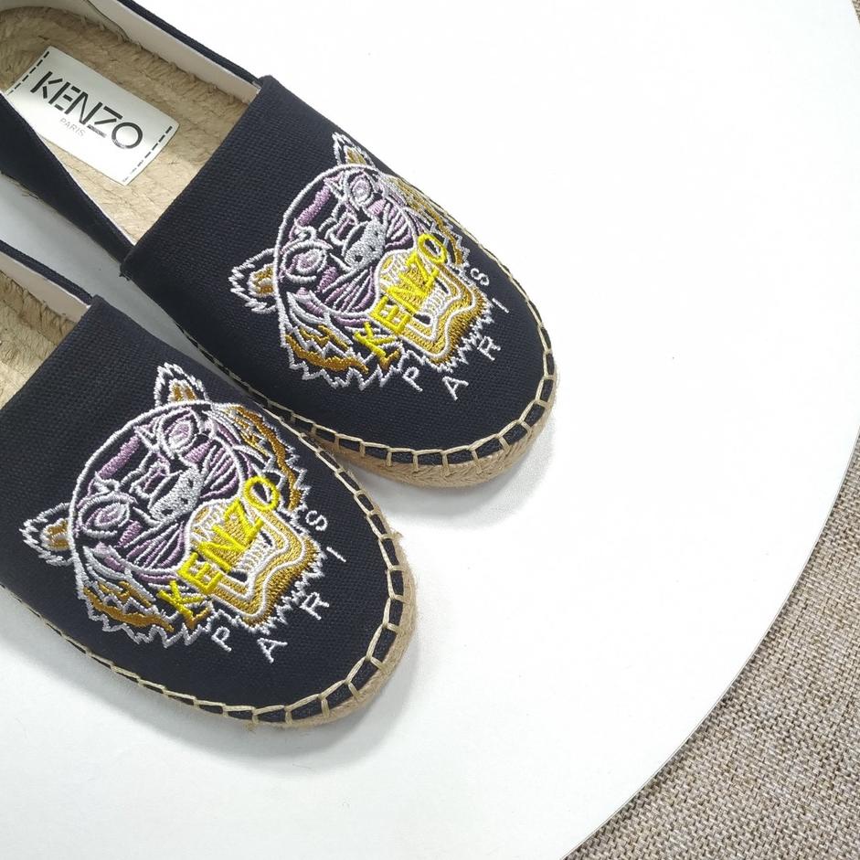 Muraaaahh.. K z Embroidered uppers ladies casual shoes flat shoes fisherman shoes