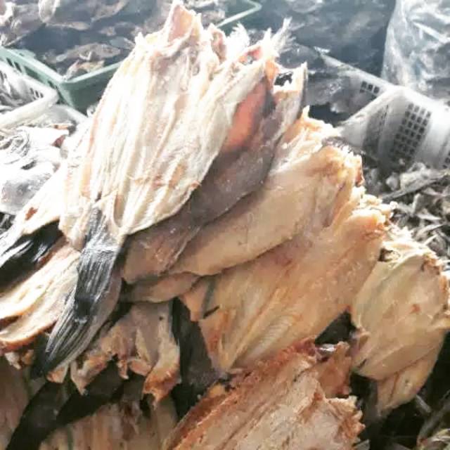 

IKAN ASIN TOMAN ASLI KAPUAS HULU