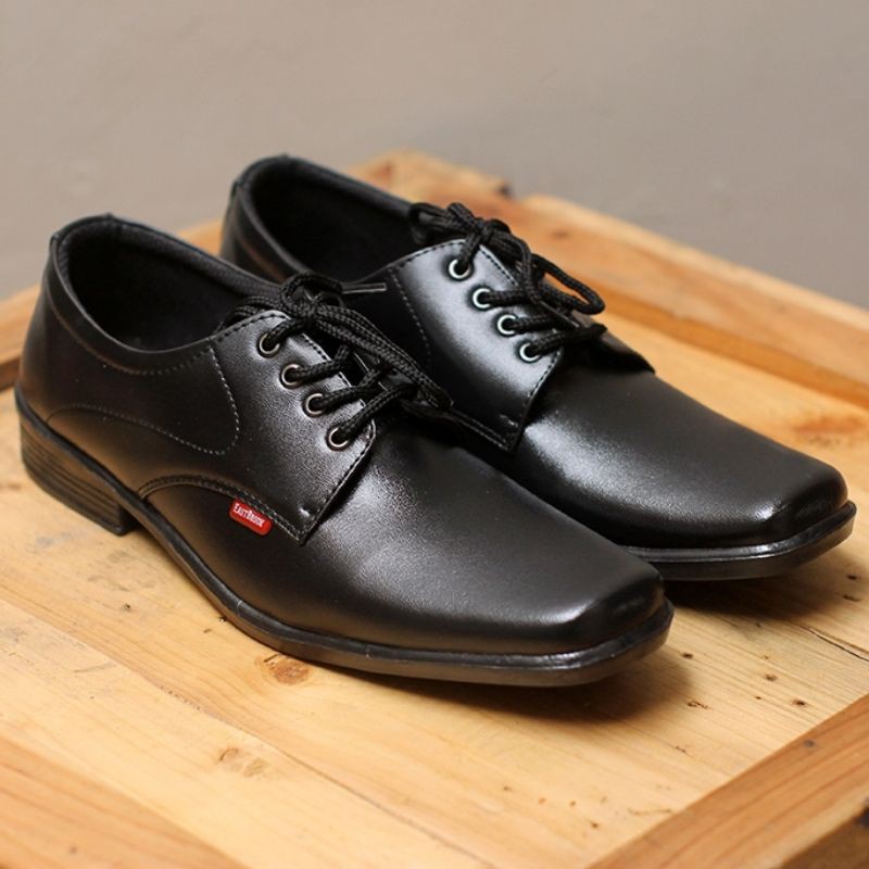 PANTOFEL LUCK - EASTBROOK | Sepatu Pantofel Formal Pria Kasual Kerja Kantor Pesta Kondangan