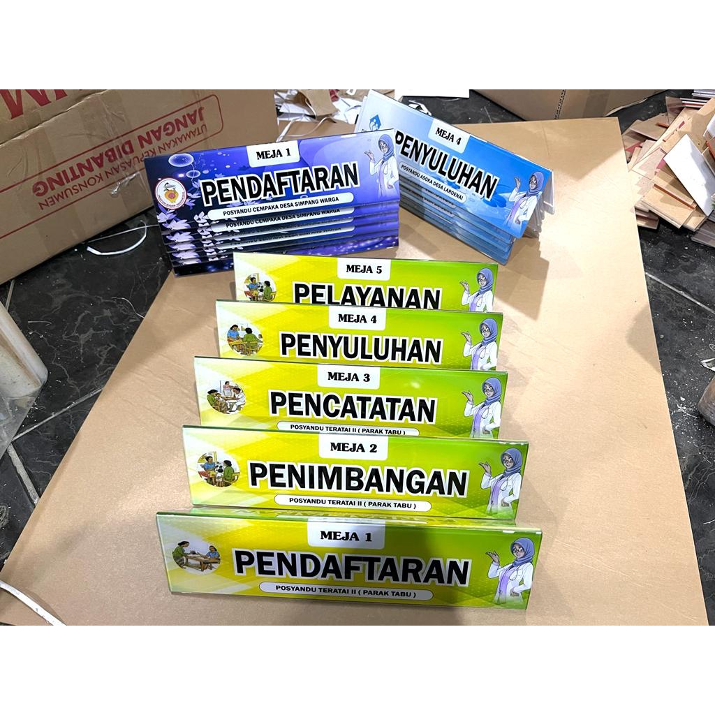 

Meja posyandu