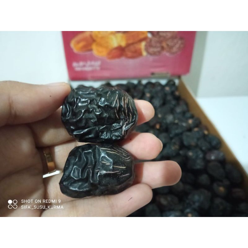 

Kurma Ajwa Madinah 500gram