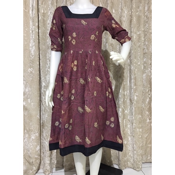 Dress batik wanita size S preloved