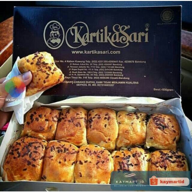 

Kartika Sari - Pisang Bolen Ukuran Kecil Bollen Oleh Oleh Bandung Kartikasari