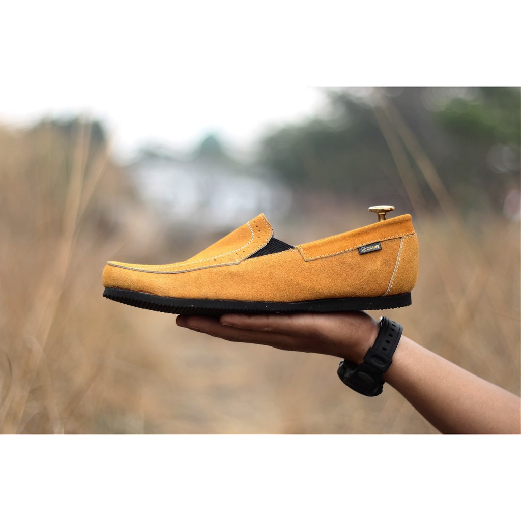 Sepatu Kasual Slip On Pria Cevany Jester Series Sol Karet Tidak Licin