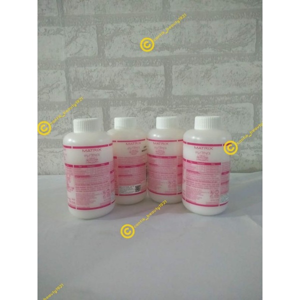 MATRIX OXIDANT/PEROXIDE/DEVELOPER MINI 135ML (CAMPURAN CAT)