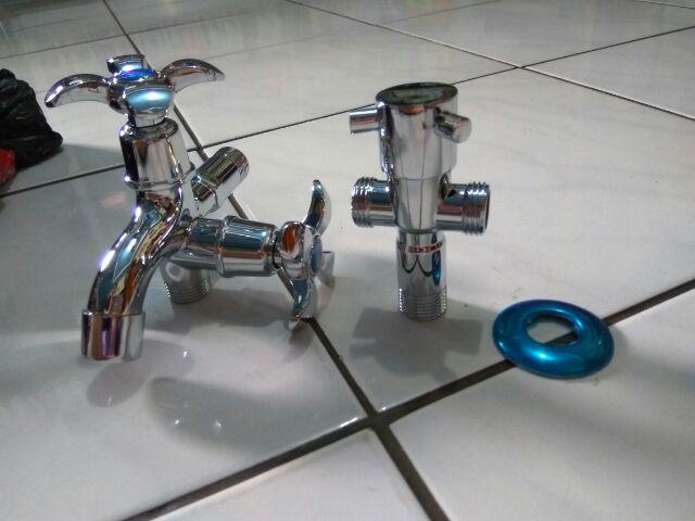 Keran Closet Onda / Keran Tee Kloset / Keran Shower Tee Onda