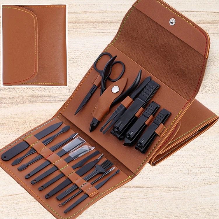 Manicure Set Pedicure 18in1 Peralatan Menicure Multifungsi  Stainless Stell Anti Karat Rose Gold Gunting Kuku Portable Tools Premium F631