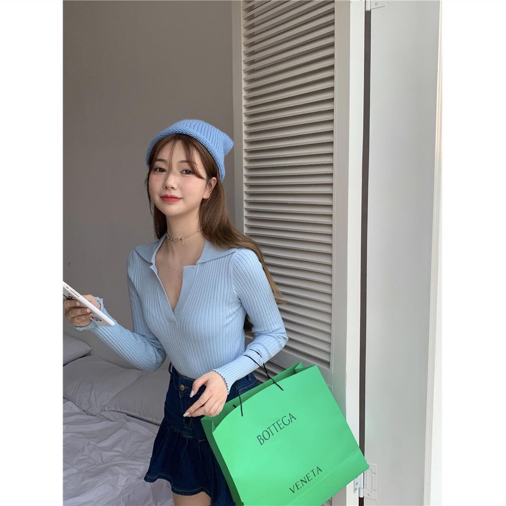 2022 awal musim gugur desain baru rasa budidaya diri kerah rajutan bottoming kemeja wanita lengan panjang pendek gaya v-neck top
