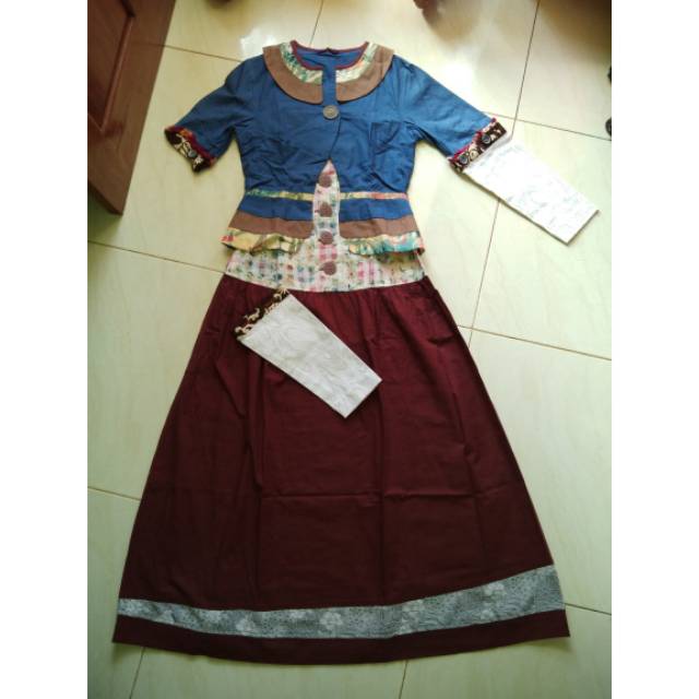 tuneeca size s