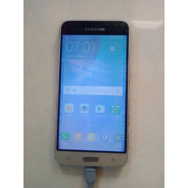 (HANDPHONE MURAH) SAMSUNG J3 SMJ320G BEKAS/MINUS