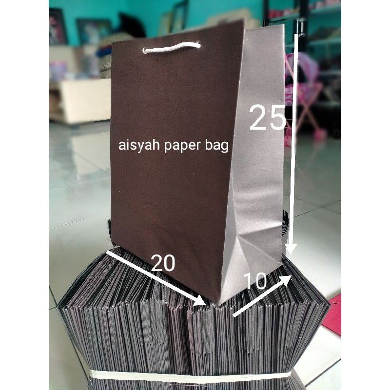 

PAPER BAG HITAM POLOS/ UKURAN 20X10X25