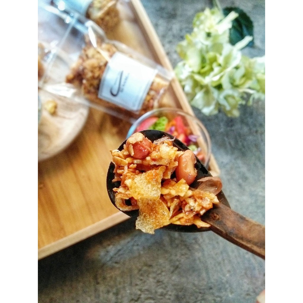 

KERING TEMPE KRISPI KENANGAN