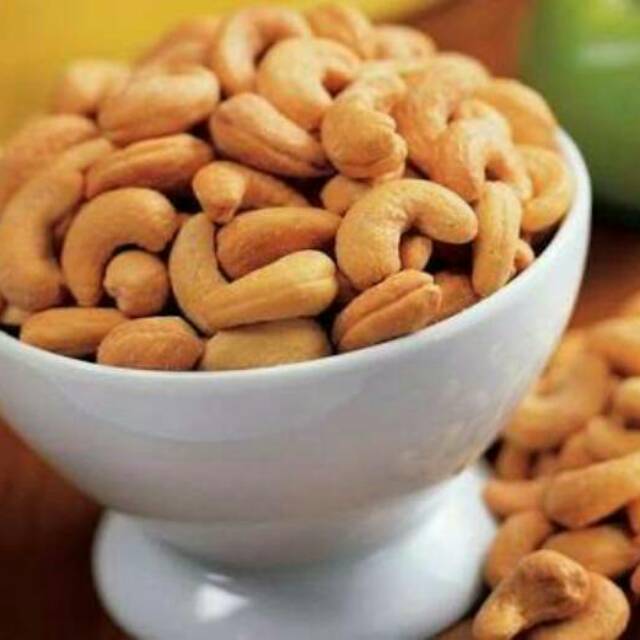 

Kacang Mede asin 100g