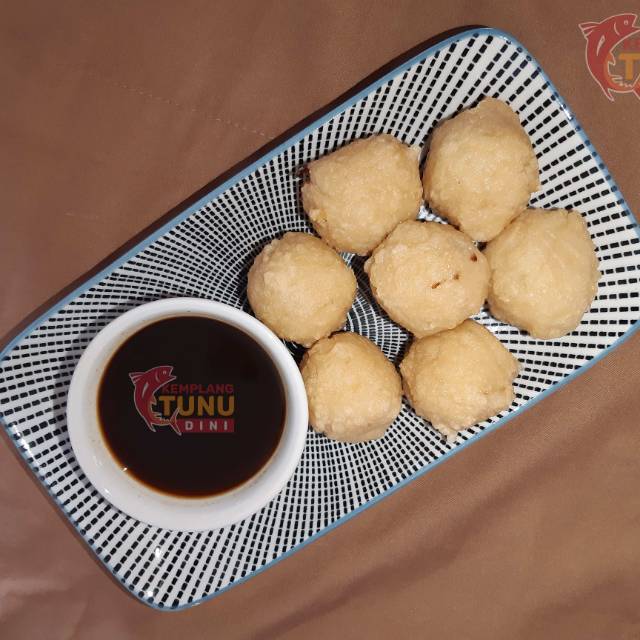 Pempek Adaan gabus isi 10 pcs By Kemplang Tunu Dini Khas Palembang