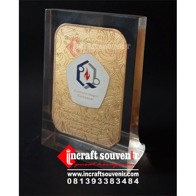 PLAKAT SOUVENIR FIBER POLITEKNIK NEGERI BALIKPAPAN