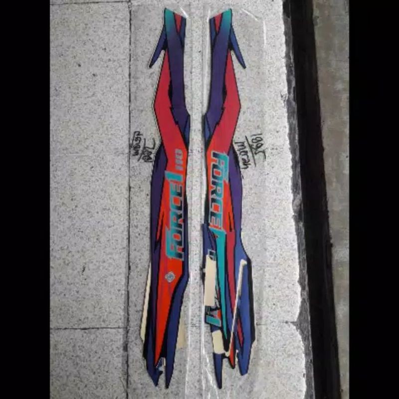 Striping sticker standar Yamaha force 1 1995