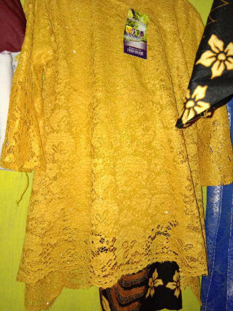 Batik Couple Kebaya Brokat Sinta Dewi Mini Pinguin Latte