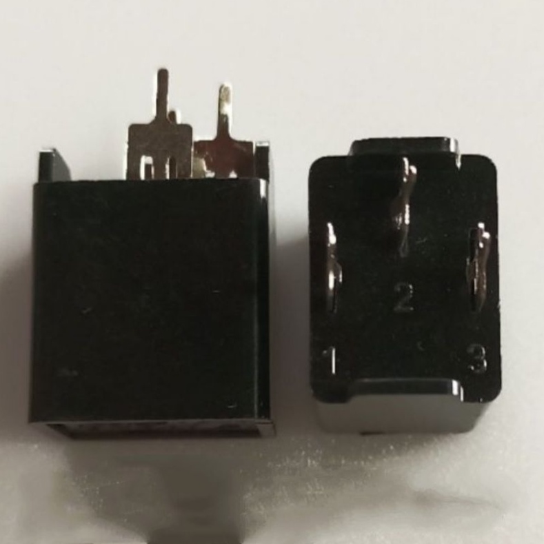 PTC 3 kaki / pin TV tabung