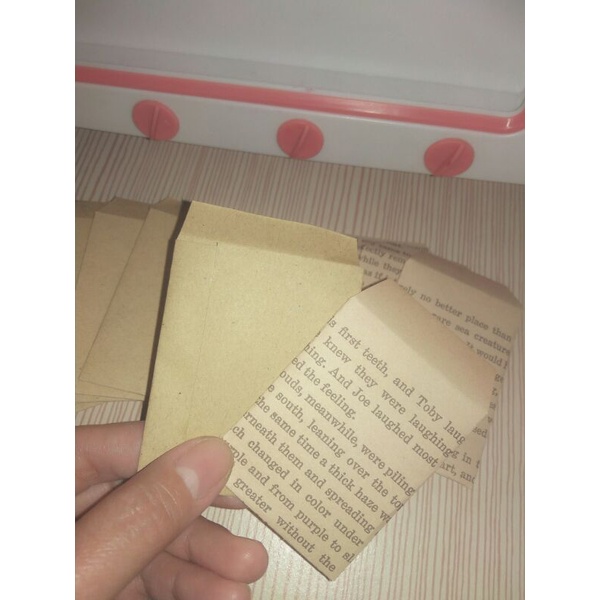 

amplop aesthetic bahan paper craft & old book paper harga satuan