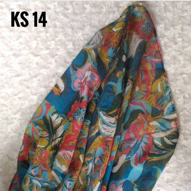 Hijab Segi4 Katun Silk Motif