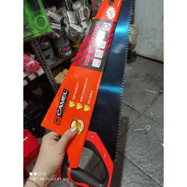 gergaji tangan CAMEL 18&quot;/450mm hand saw CAMEL (belah dan potong)