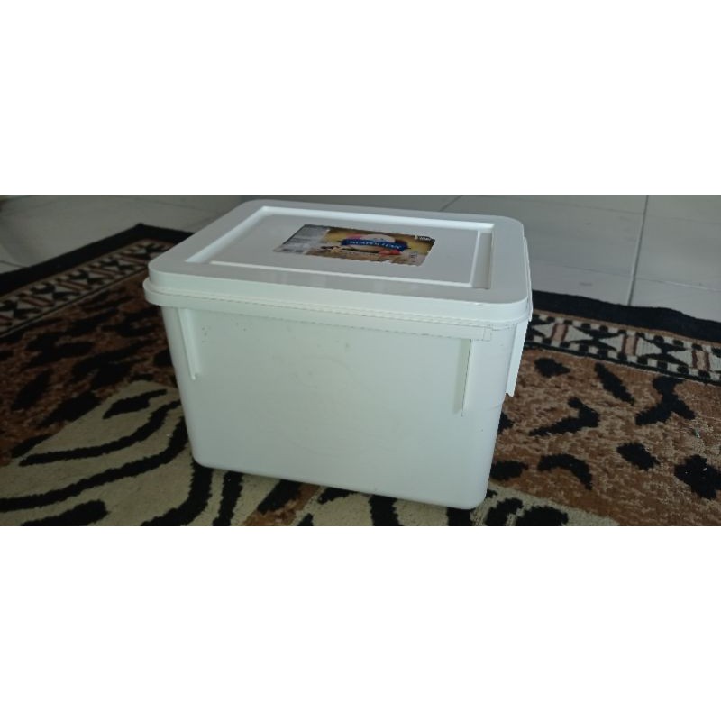 Box Ice Cream Campina 8 Liter Cupang. guppy Tempat Breeding. kandang hamster modifikasi & hidroponik-Campina