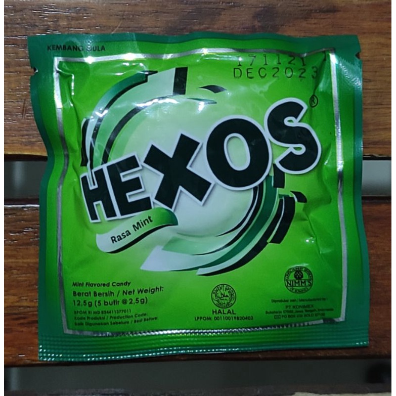 Permen Hexos Mint Sachet Isi 5 Butir / Menyegarkan &amp; Melenggakan Tenggorokan