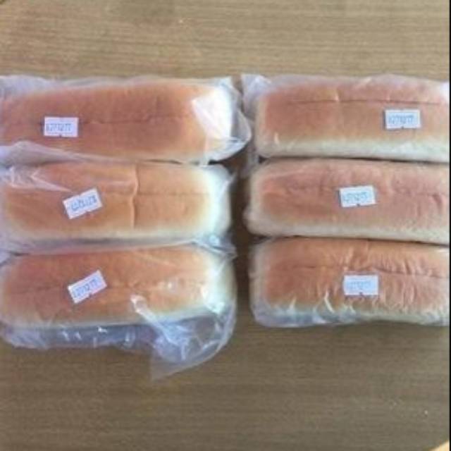 

Roti Hotdog Medium Isi 6 Bernardi Malang Raya