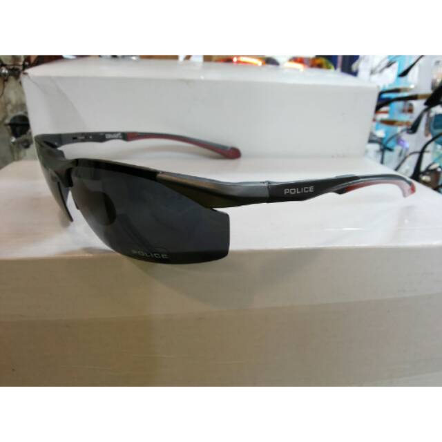 Kacamata police S1905 grey red polarized