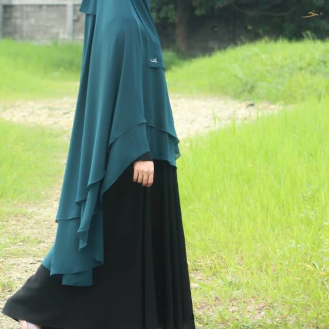 Malaiqa Khimar Ceruti Softpet Vshape Khadijah Indonesia #dhiyasyari