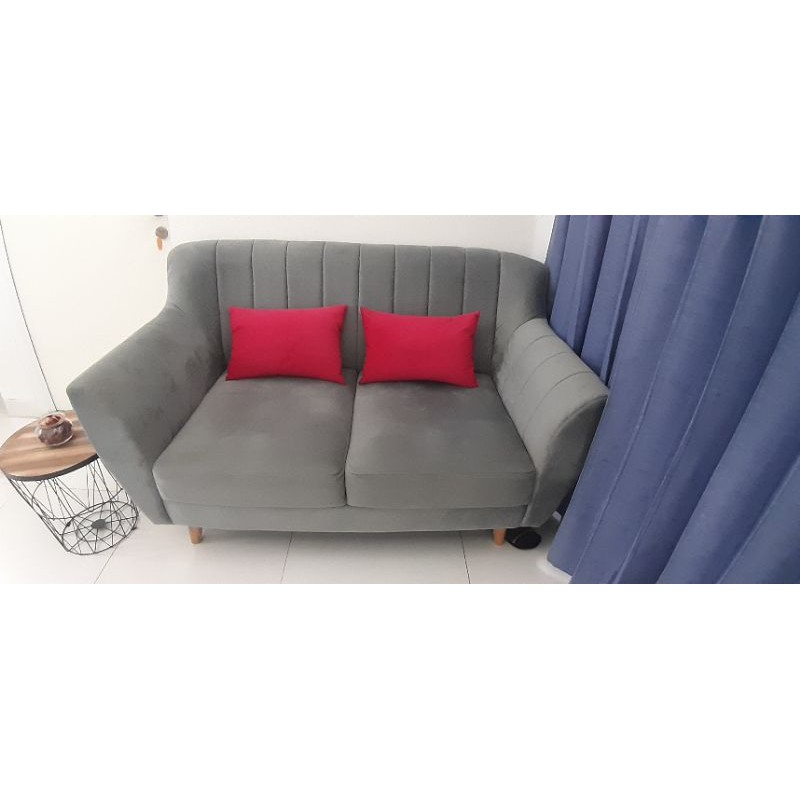 (PRELOVED)sofa minimalis 2 seater