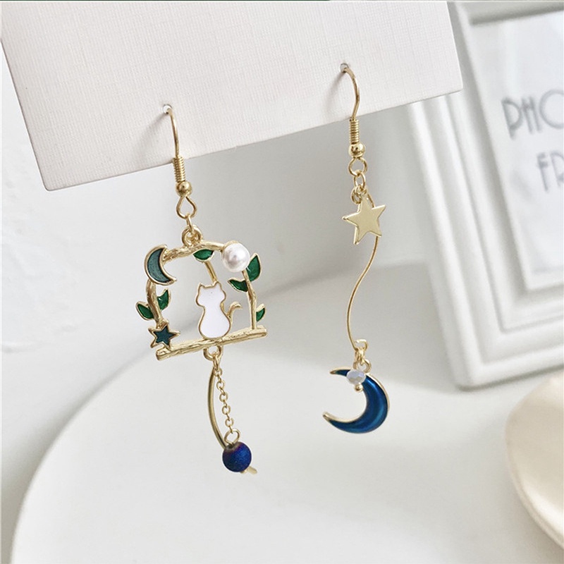 Anting Tusuk Asimetris Bahan Sterling Silver 925 Gaya Korea Untuk Wanita