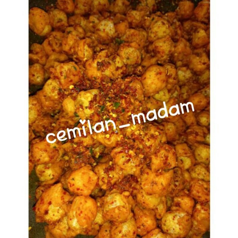 

cemilan siomay mini pedas daun jeruk 250gr