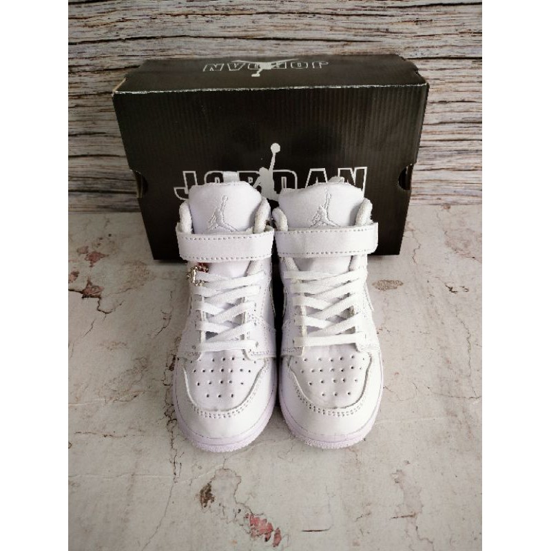 SEPATU ANAK NIKE AIR JORDAN FULL WHITE PREMIUM HIGH QUALITY JORDAN PUTIH ANAK