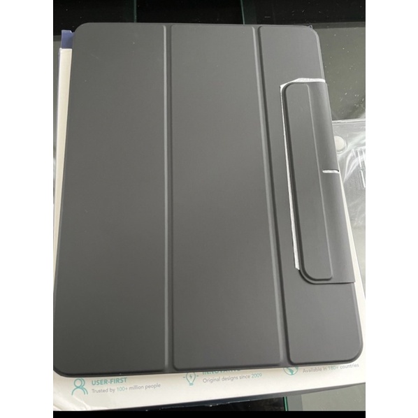 apple ipad pro 12.9 ESR magnetic case dan paket dotstick