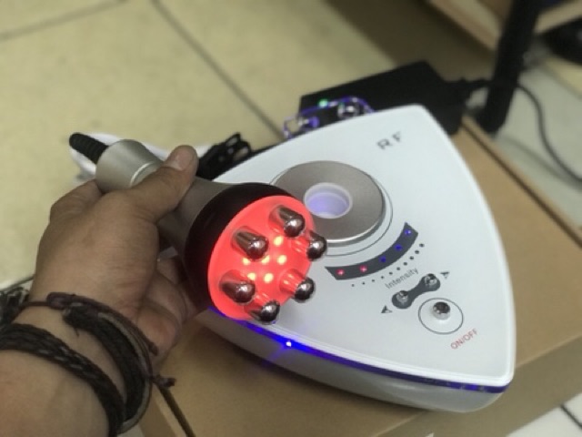 Portable Radio Frequency sextupolar Electric RF Wrinkle Remove Perawatan Pengencang Kulit Anti Aging