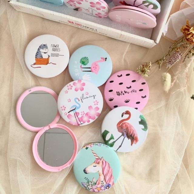 Kaca Rias Makeup Lipat Double Slide Leather Small Round Bulat Mini Dua Sisi Portable