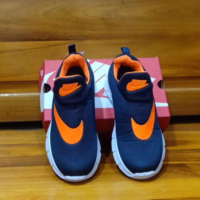 sepatu sneaker anak sepatu slip on anak sepatu fashion anak