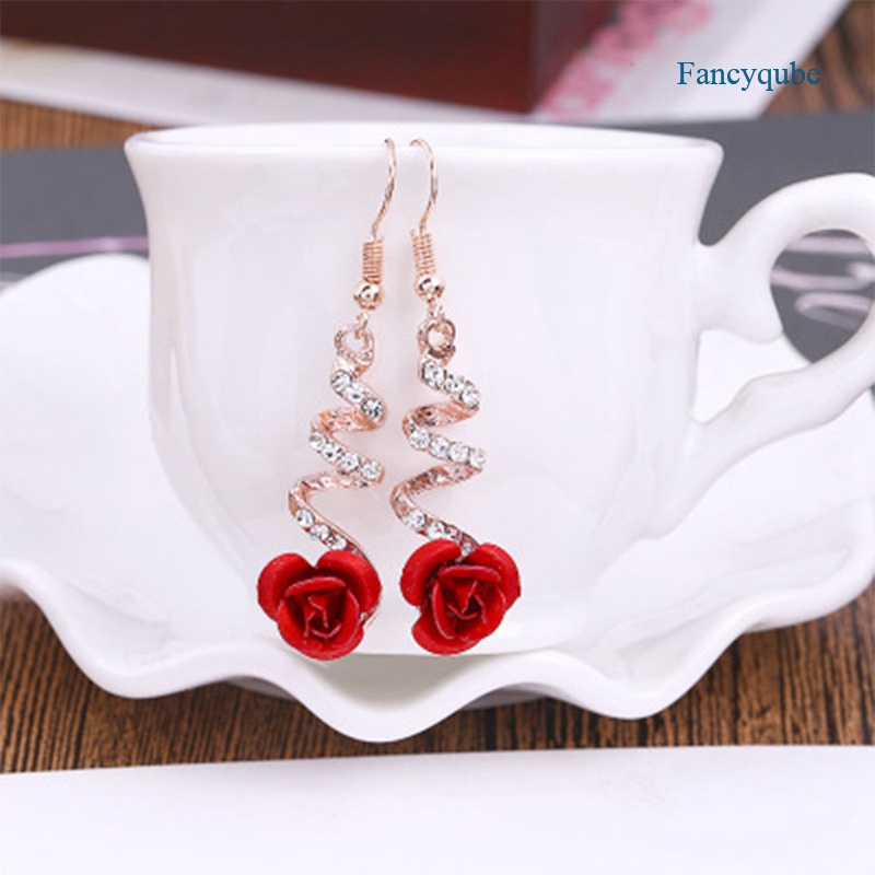 Fancyqube Anting Menjuntai Bentuk Mawar Merah Spiral Untuk Perhiasan Wanita