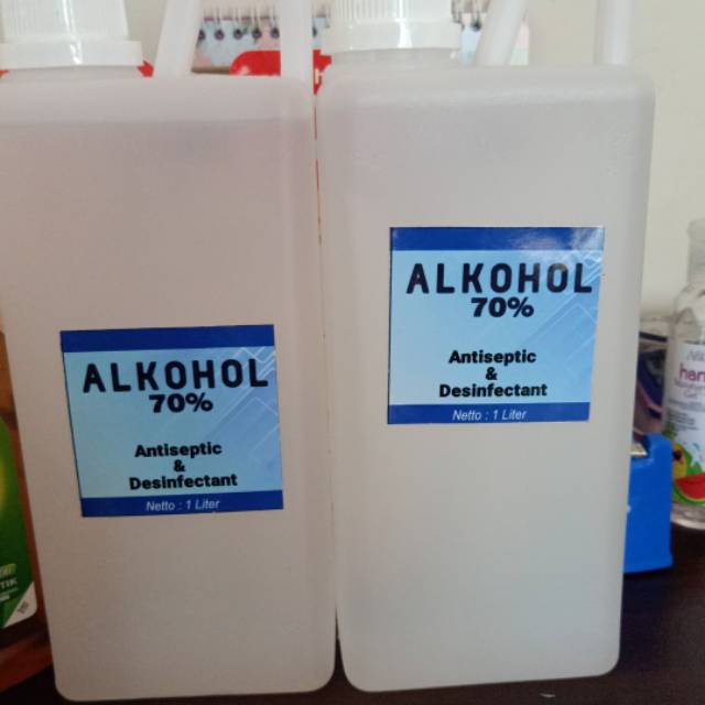 

Alkohol kemasan 1 liter