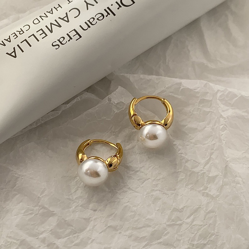 Anting Mutiara Gaya Korea