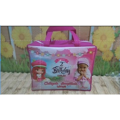 

TAS ULTAH RESLETING UK 35x18x21 (PxLxT)-GOODIE BAG MURAH