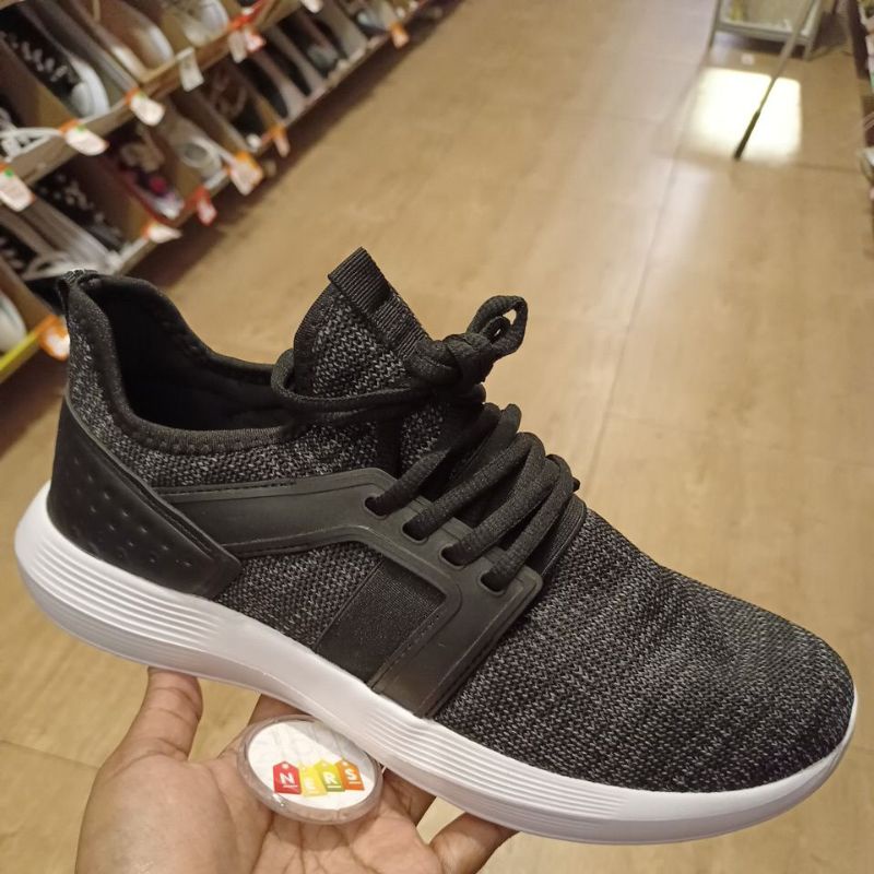 PAYLESS SEPATU PRIA + MIX UP CHARCOAL 199641 CROSS TREKKERS