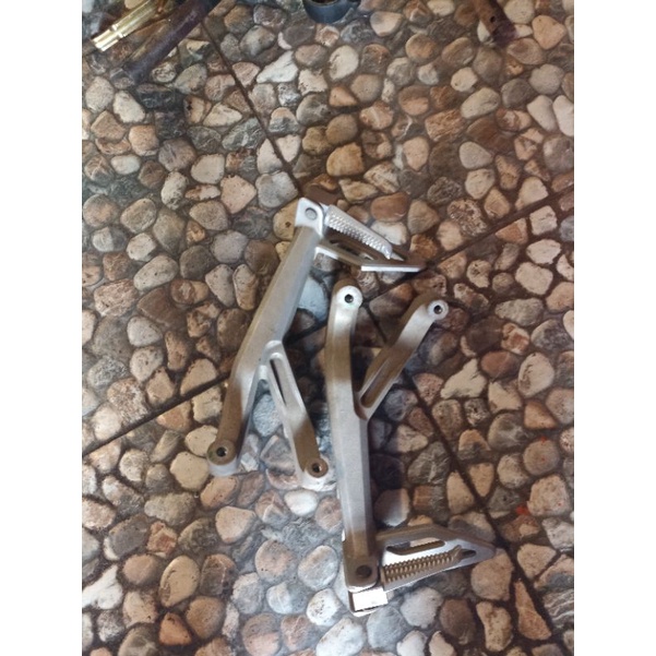 footstep belakang r15 V3