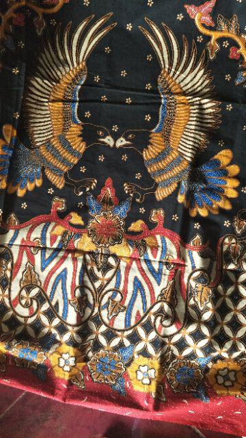 Kain Batik Solo Motif Elang Kembar Warna Hitam