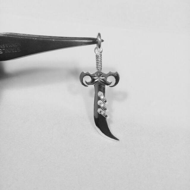 liontin pedang perak murni