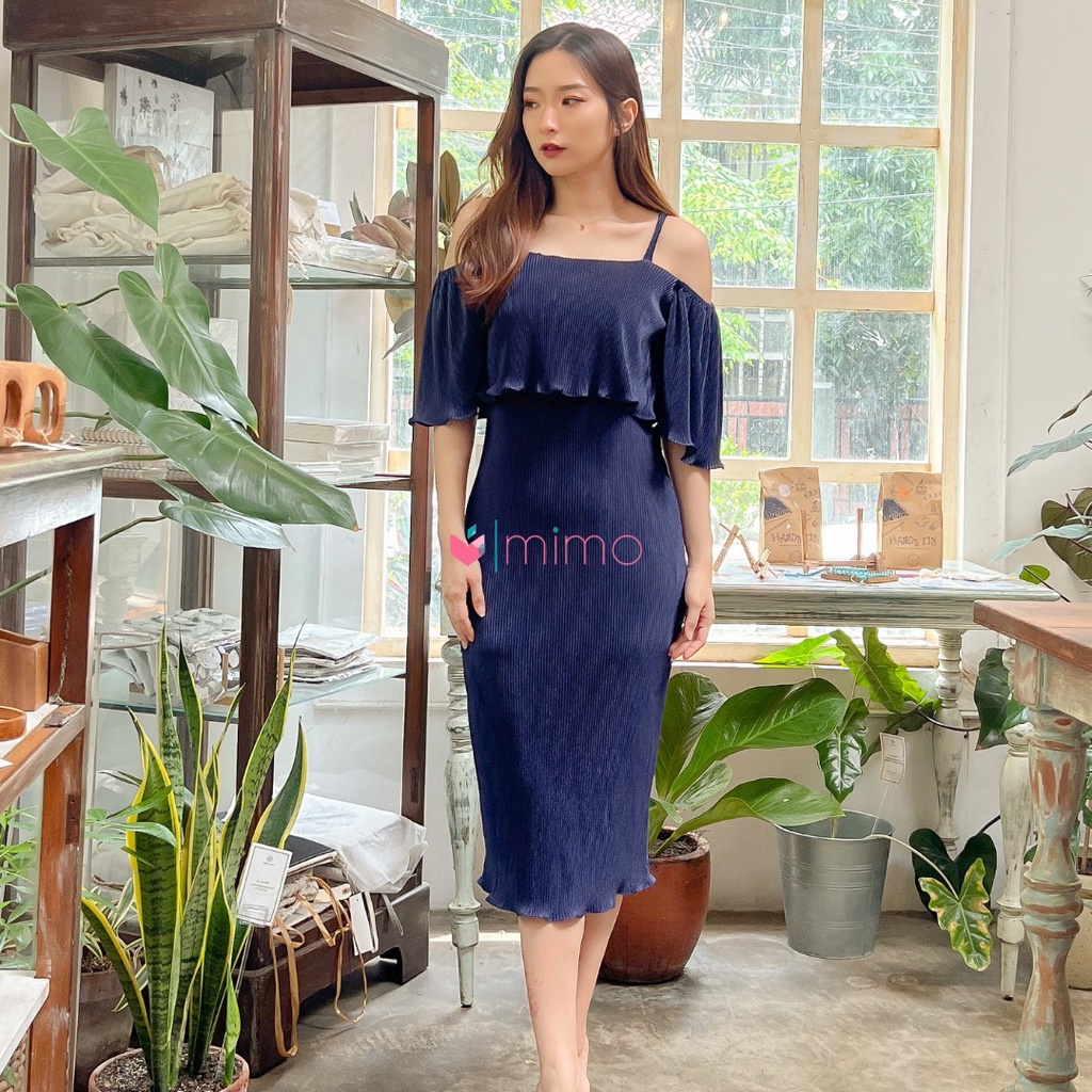 Jingyi Pleats Dress - Christmast Collection