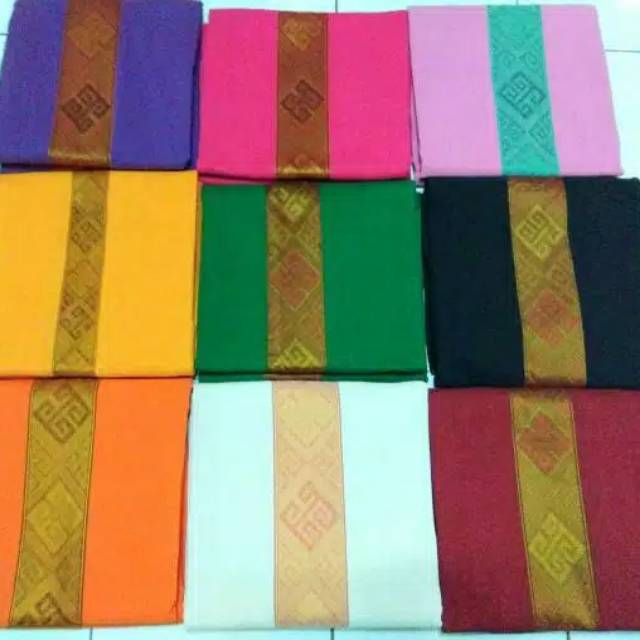 Setelan baju tenun khas teroja original